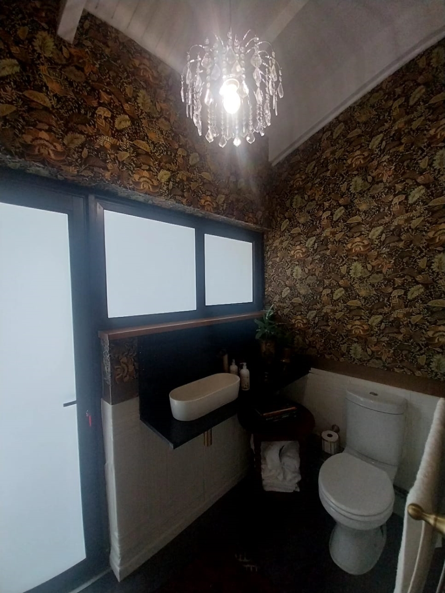 5 Bedroom Property for Sale in Robertson Western Cape